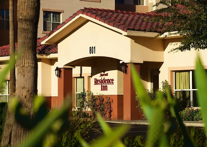 By Marriott Airport Hotel Phoenix