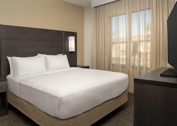 By Marriott Airport 3*