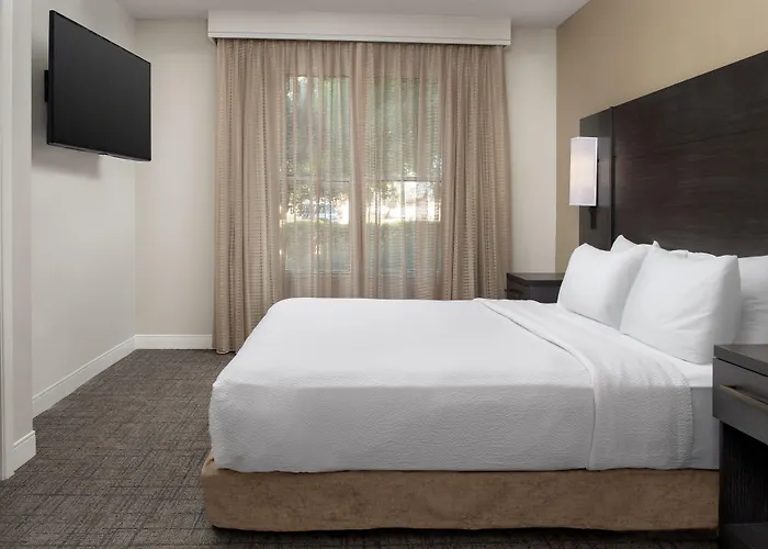 Hotel By Marriott Airport Phoenix