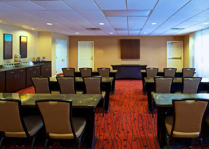 By Marriott Airport 3* Phoenix